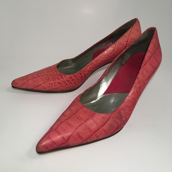 pink alligator shoes